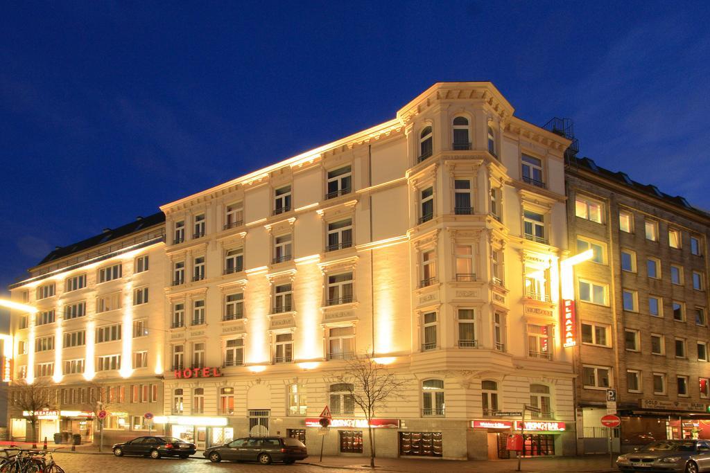 Hotel Novum Eleazar Center 4*