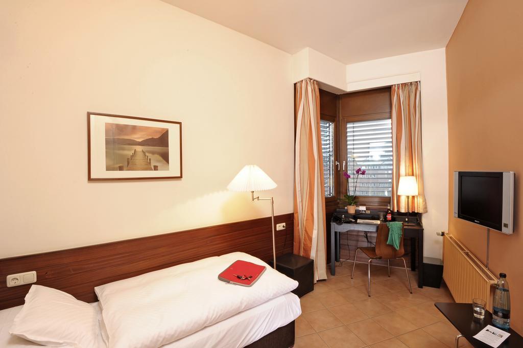 Michaelis Hof Hotel 2*