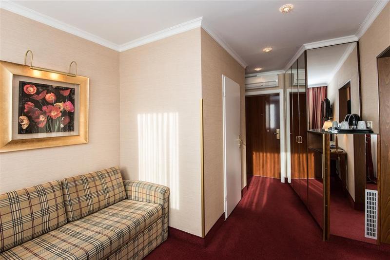 Hotel Best Western Plus St. Raphael 4*