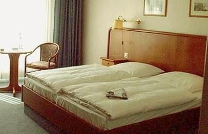Hotel Kronprinz Hauptbahnhof