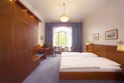 Kronprinz Hauptbahnhof Hotel Hamburg-Harburg