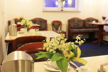 Hotel Altenwerder Hof 3*