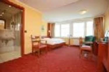 Blick Hotel 3*