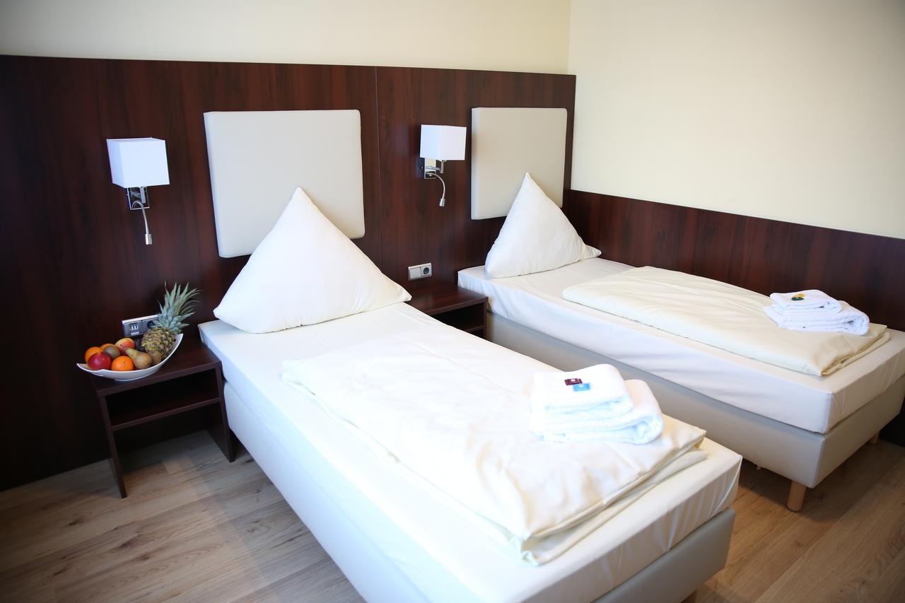Neugrabener Hof 3* Hamburg-Harburg