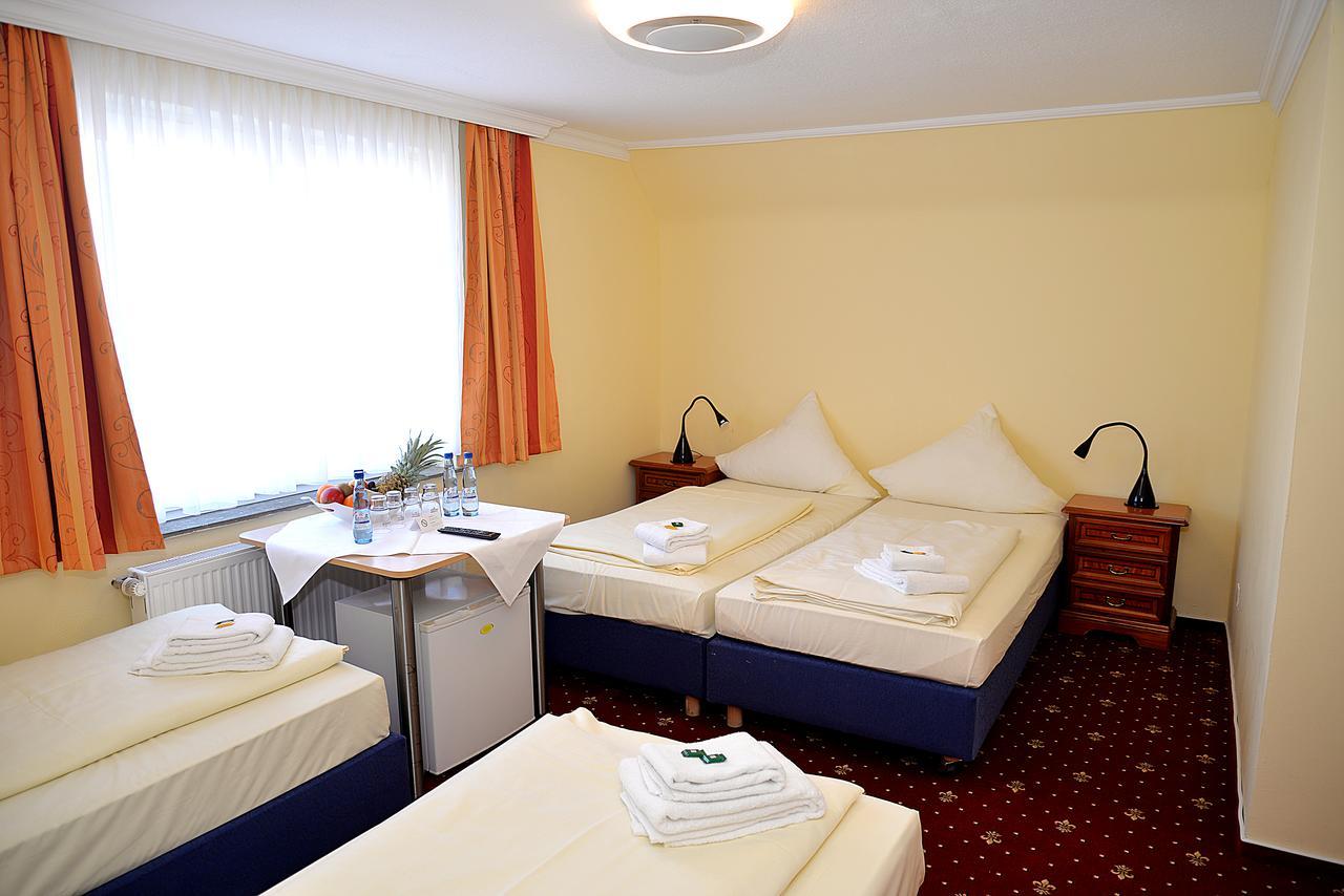 Neugrabener Hof Hotel 3*
