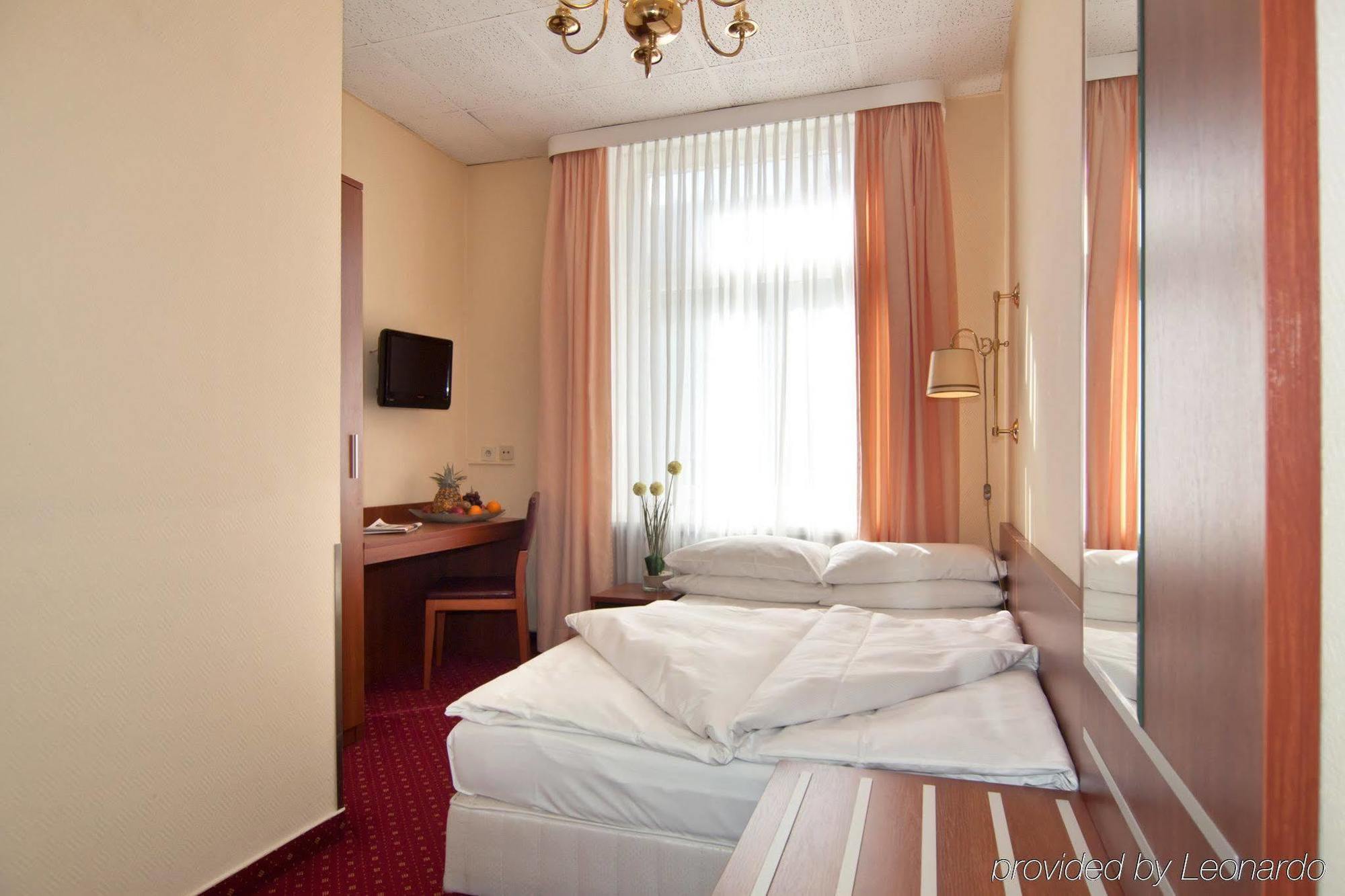 Kronprinz Hauptbahnhof Hotel Hamburg-Harburg