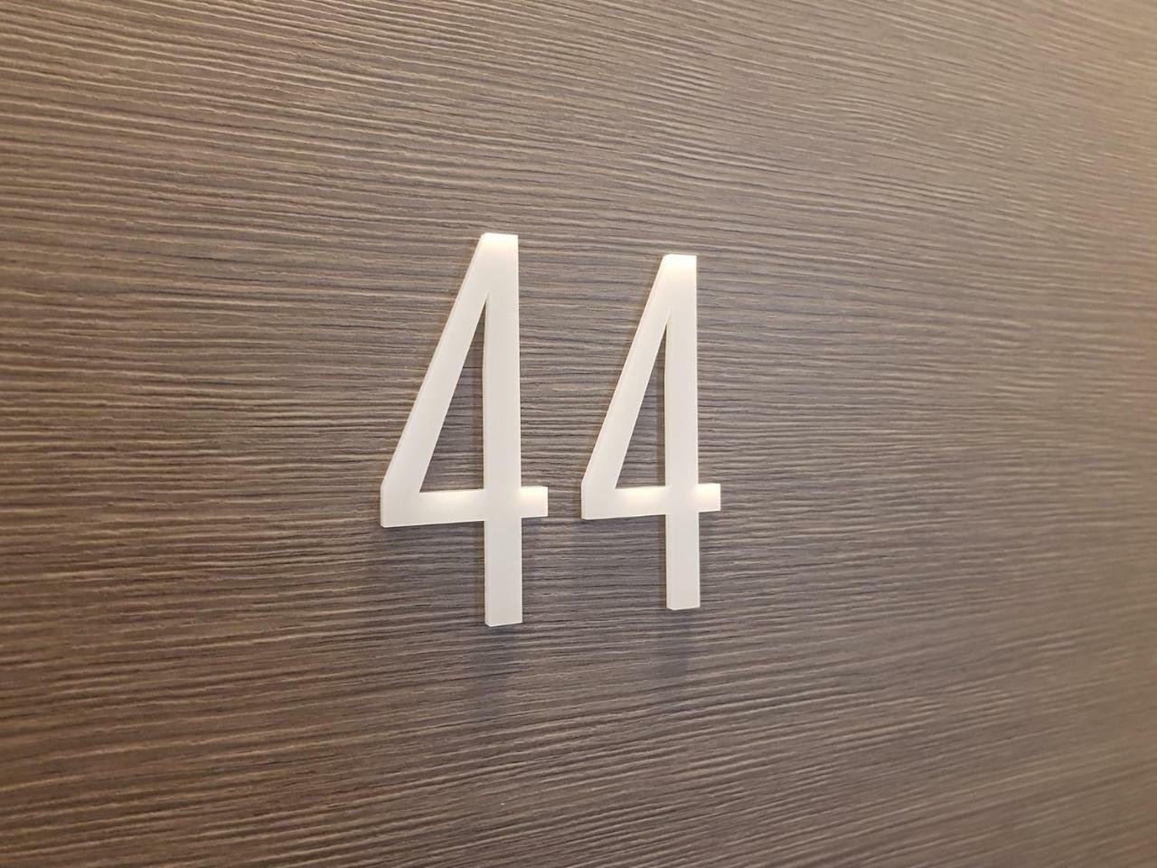 Apricot Hotel 3*