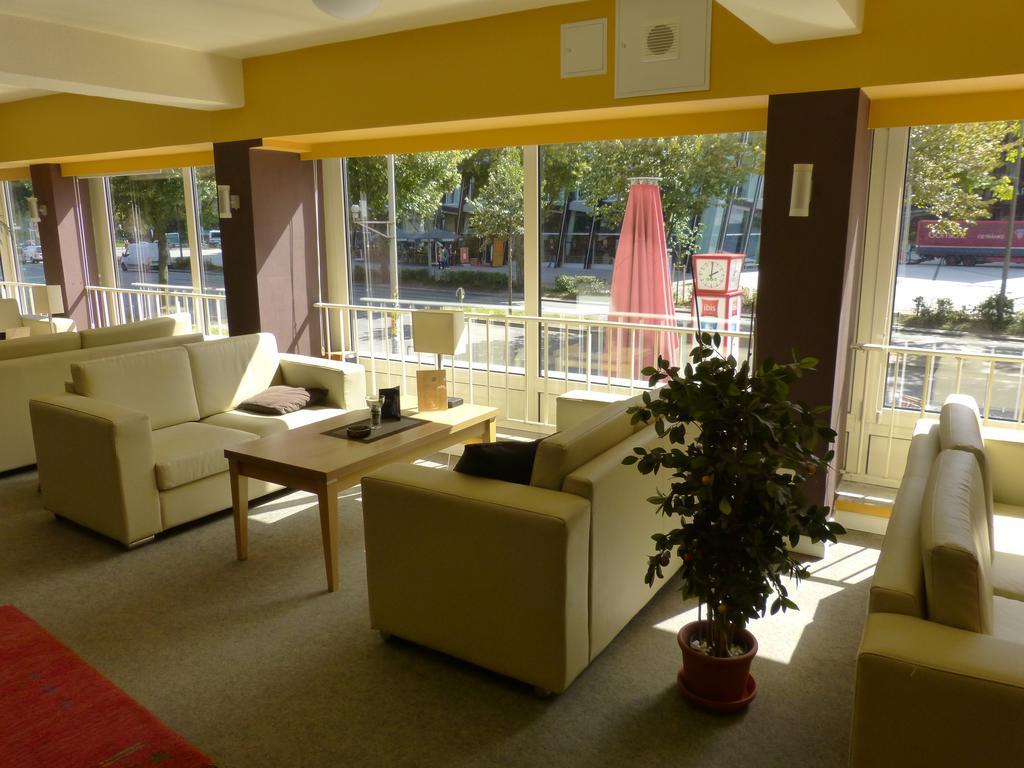 Imperial 3*