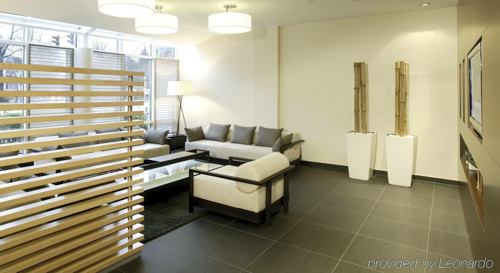 Hotel Nh Mitte 4*
