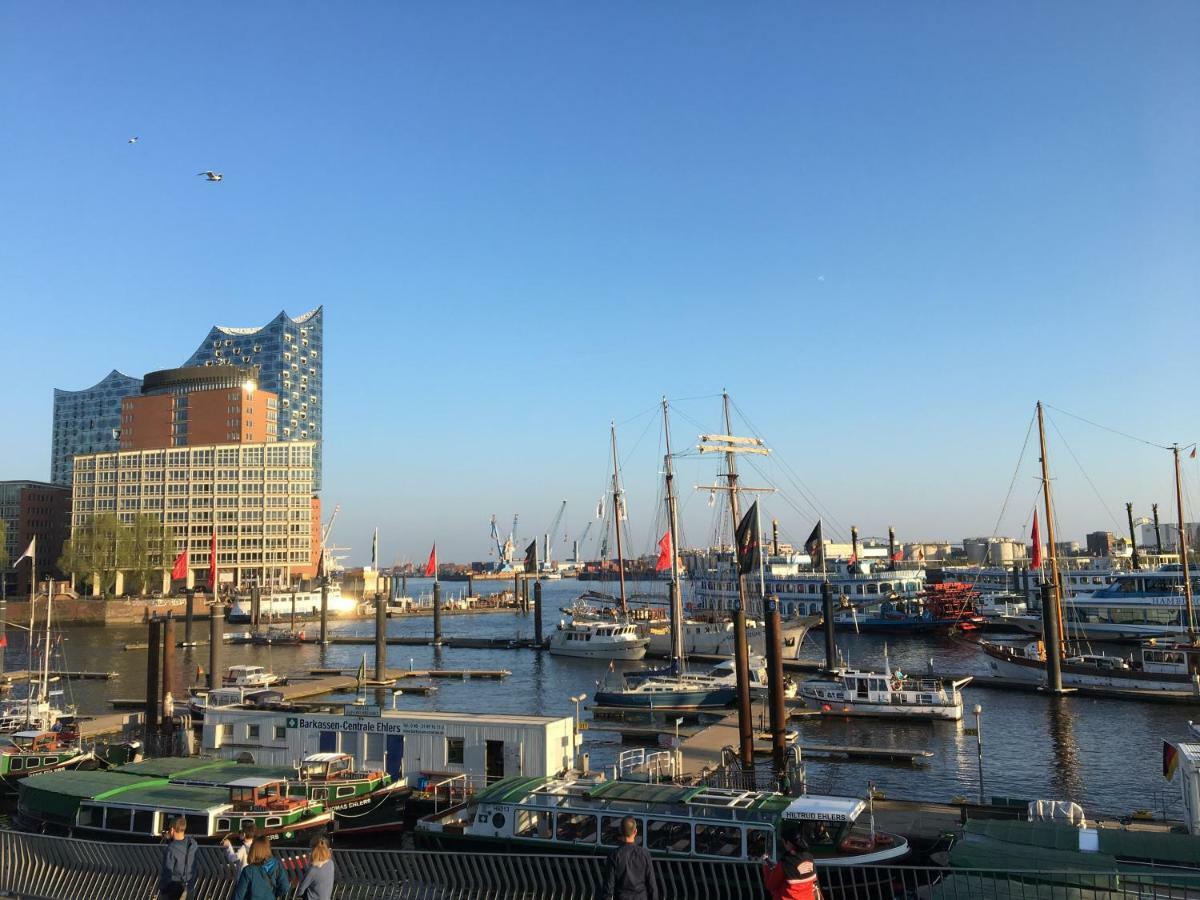 Botel Hanseat Am Baumwall *