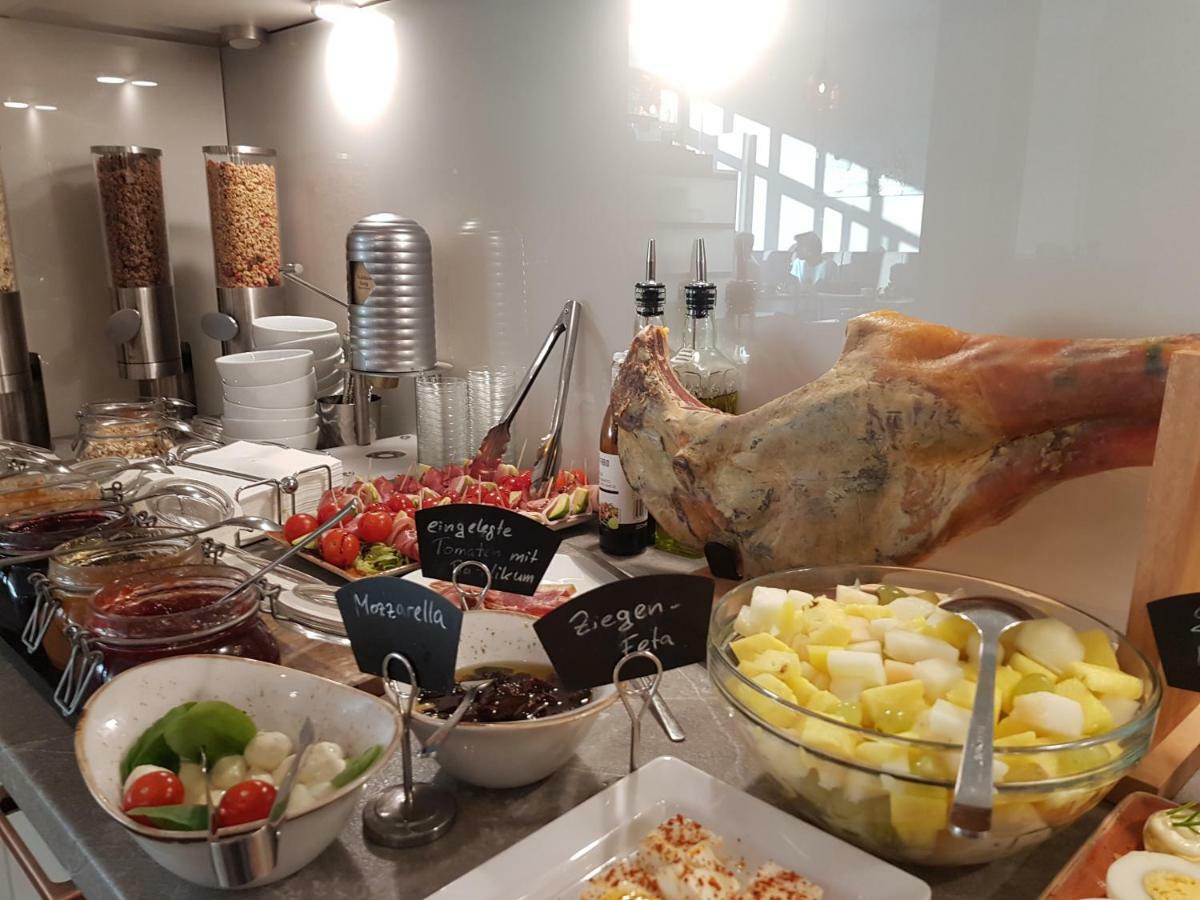 Hotel Apricot 3*