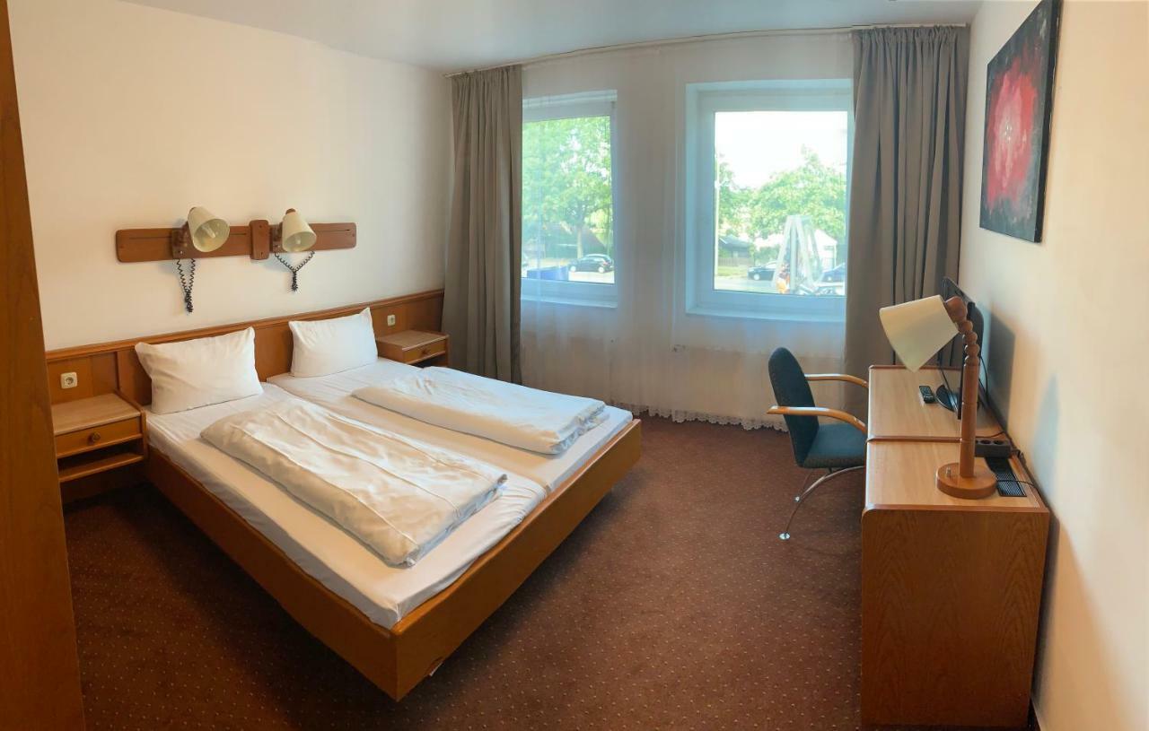 Rahlstedter Hof Hotel 2*