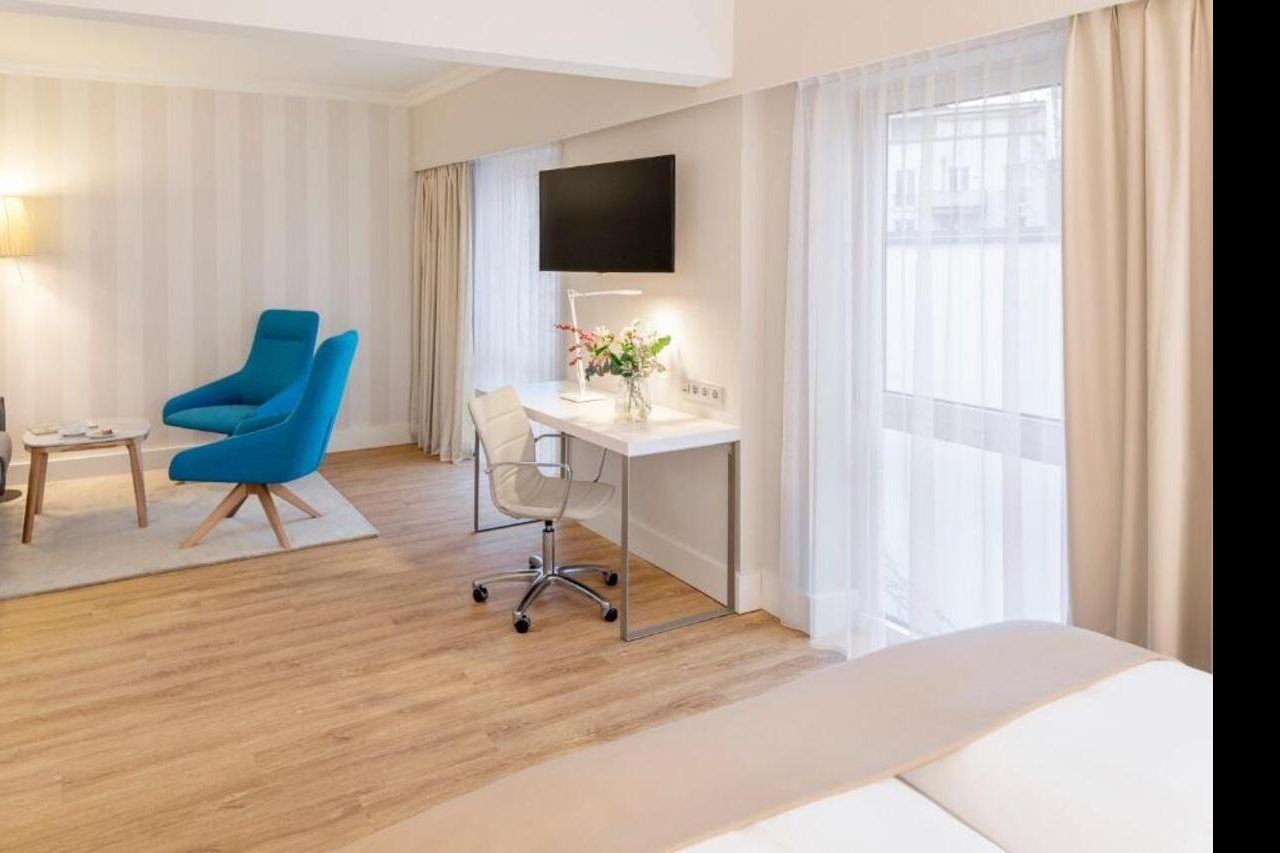 Hotel Nh Mitte 4*