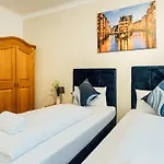 Hanseat Apartments