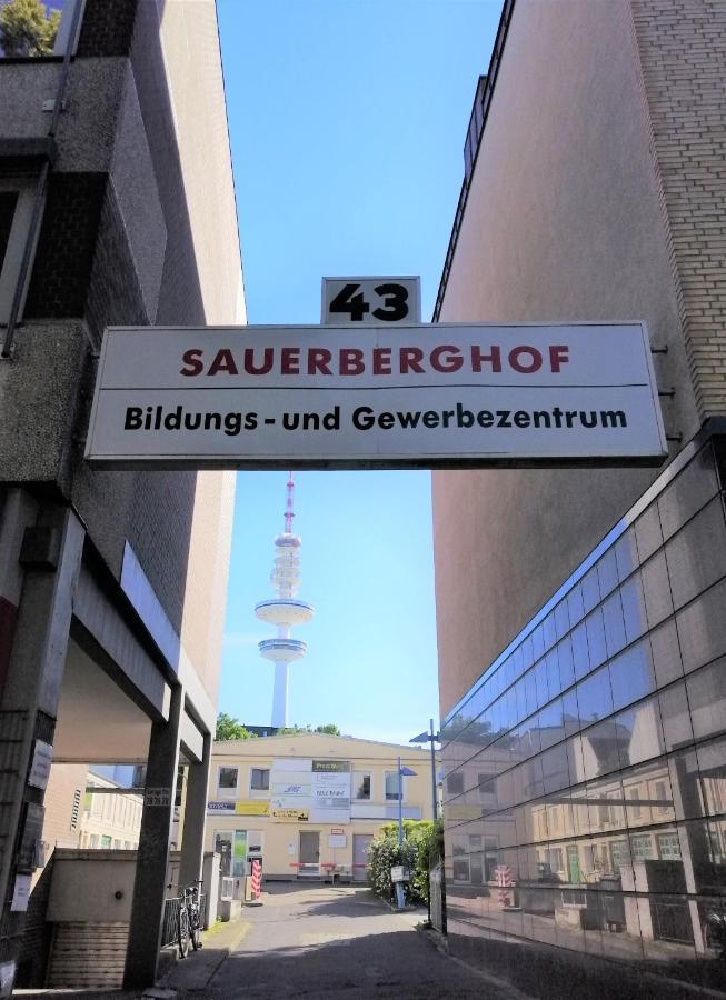 Gastehaus An Der Messe Guest house *
