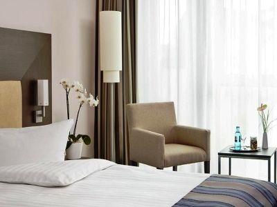Hotel Intercityhotel Dammtor-messe 4*