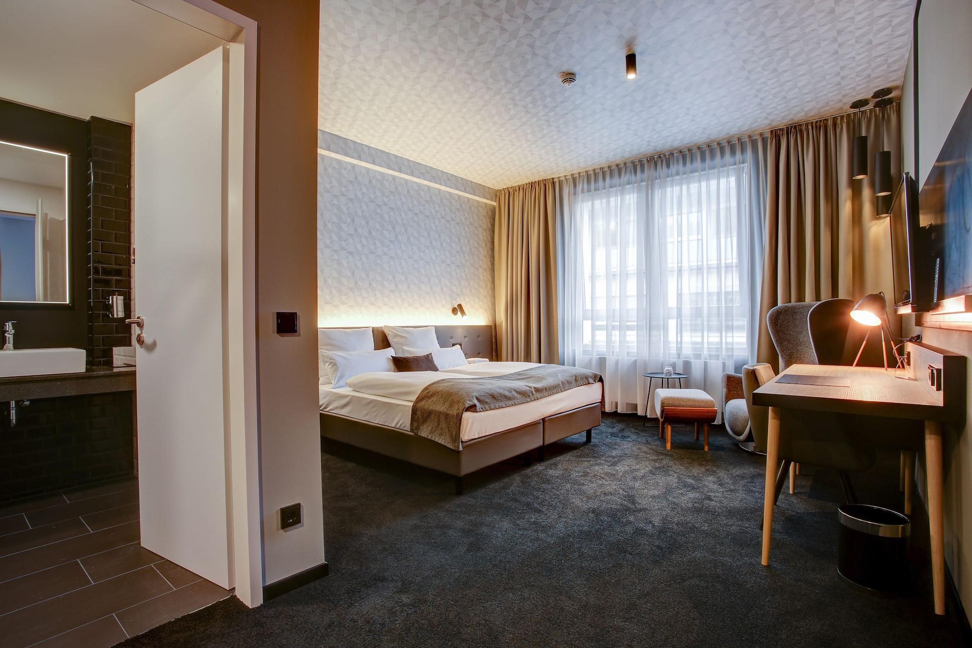 Hotel Boutique 125 Airport By Ina