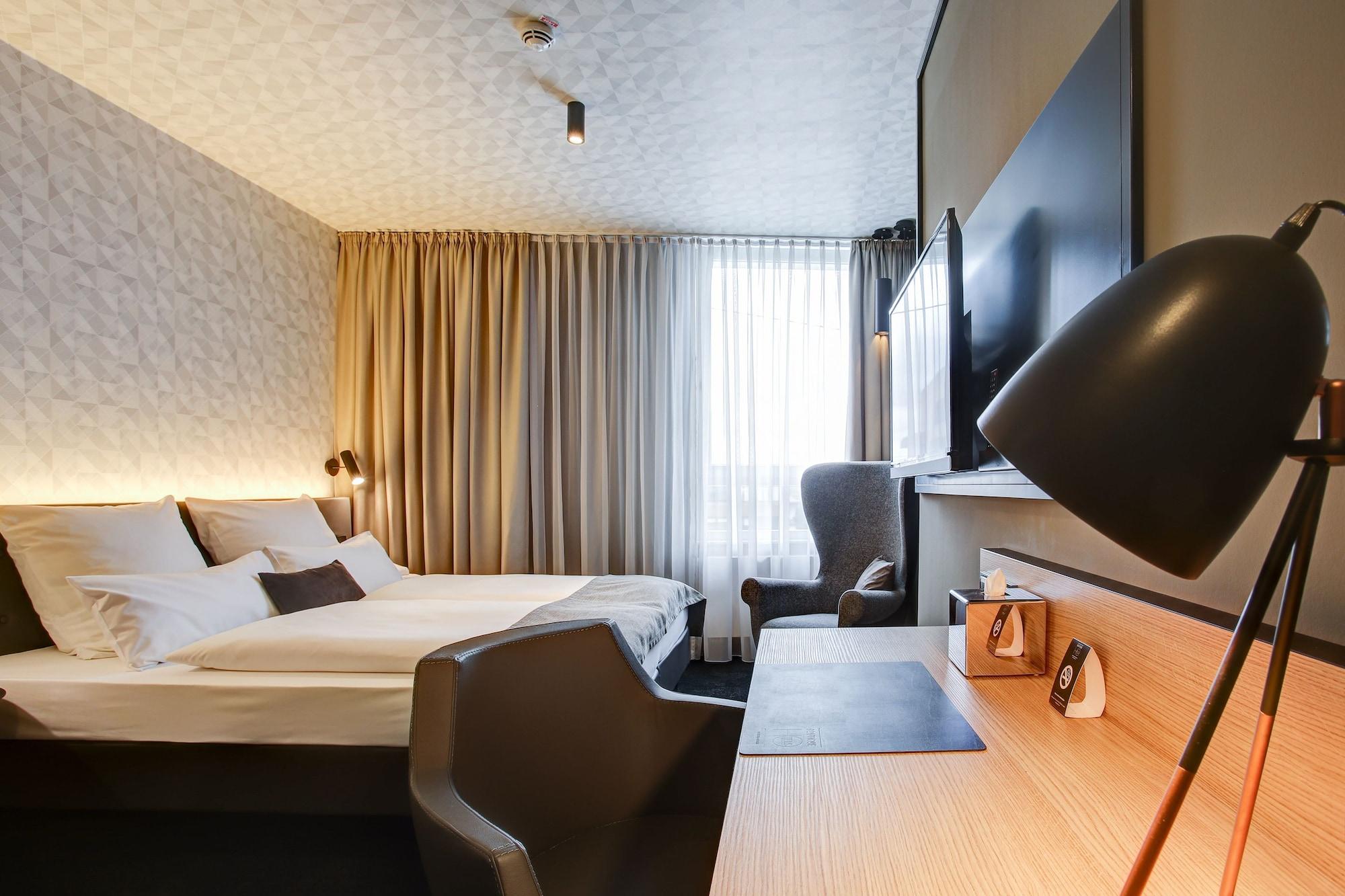 Boutique 125 Airport By Ina 4*