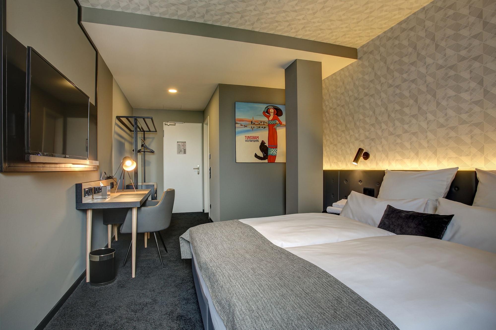 Hotel Boutique 125 Airport By Ina