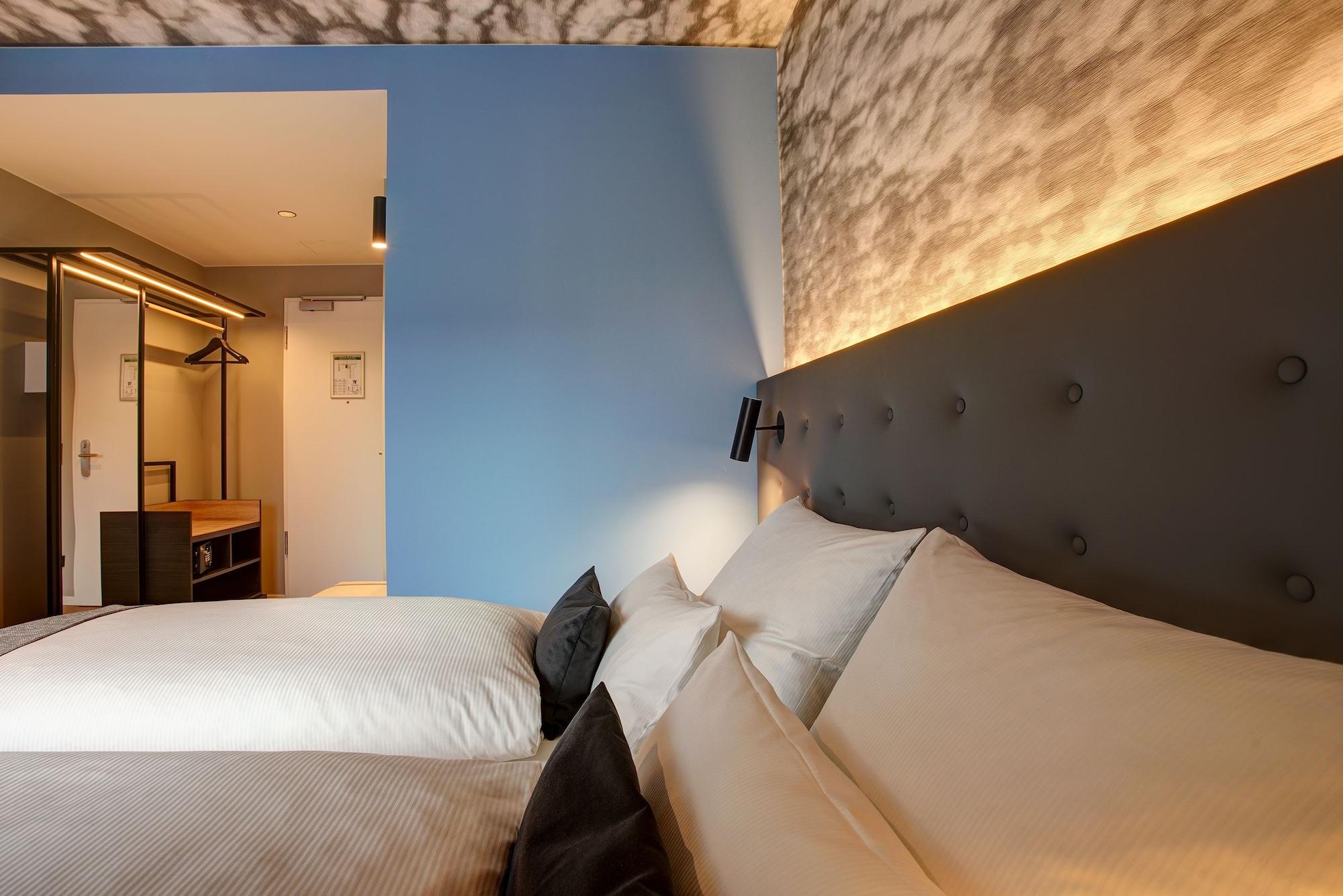 Hotel Boutique 125 Airport By Ina 4*