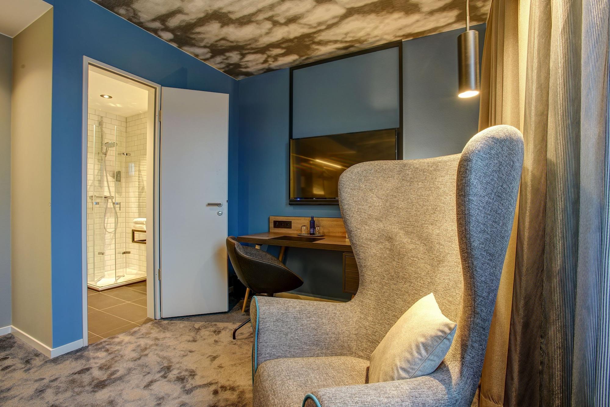 Boutique 125 Airport By Ina