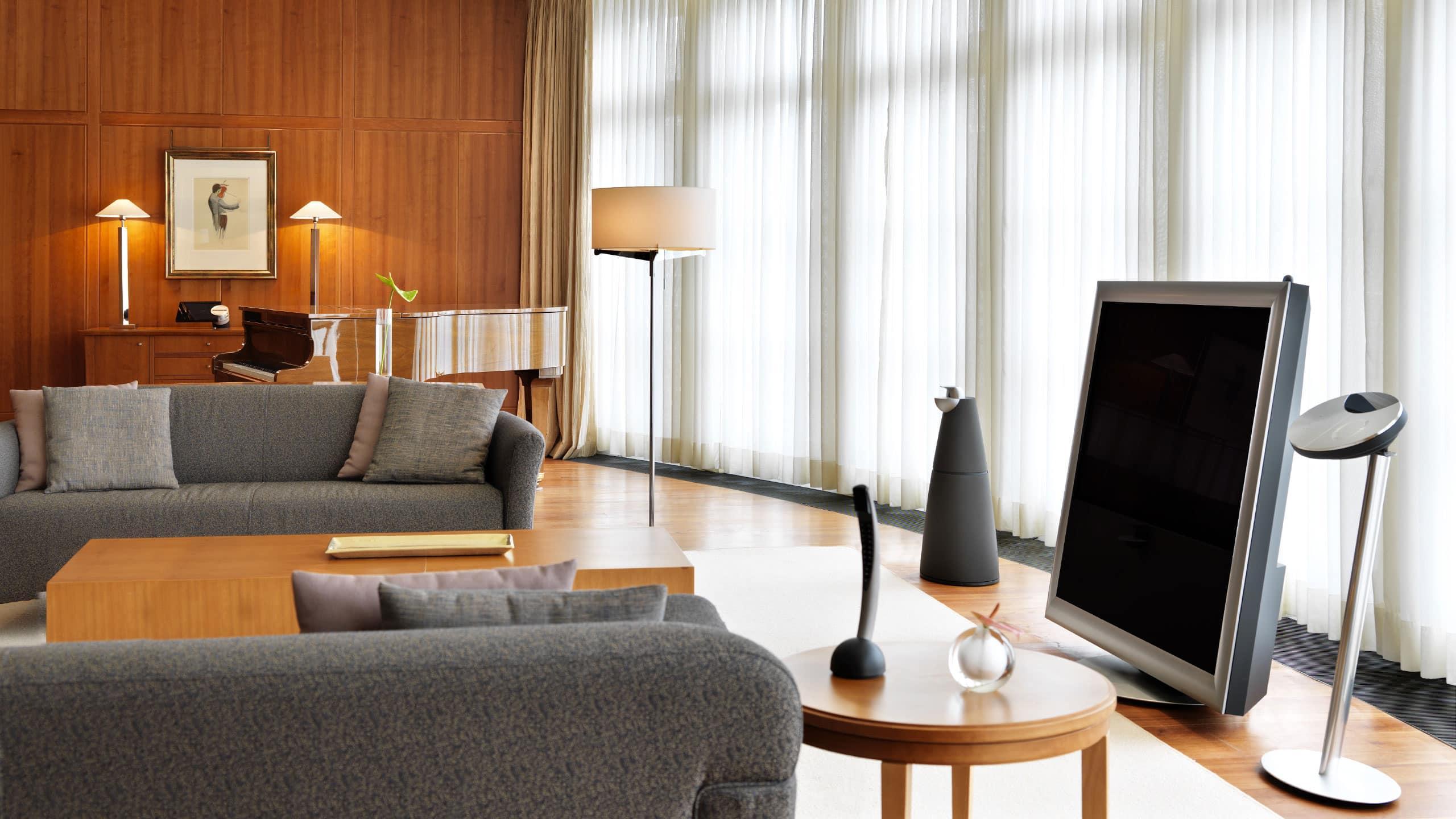Conrad Hamburg 5*