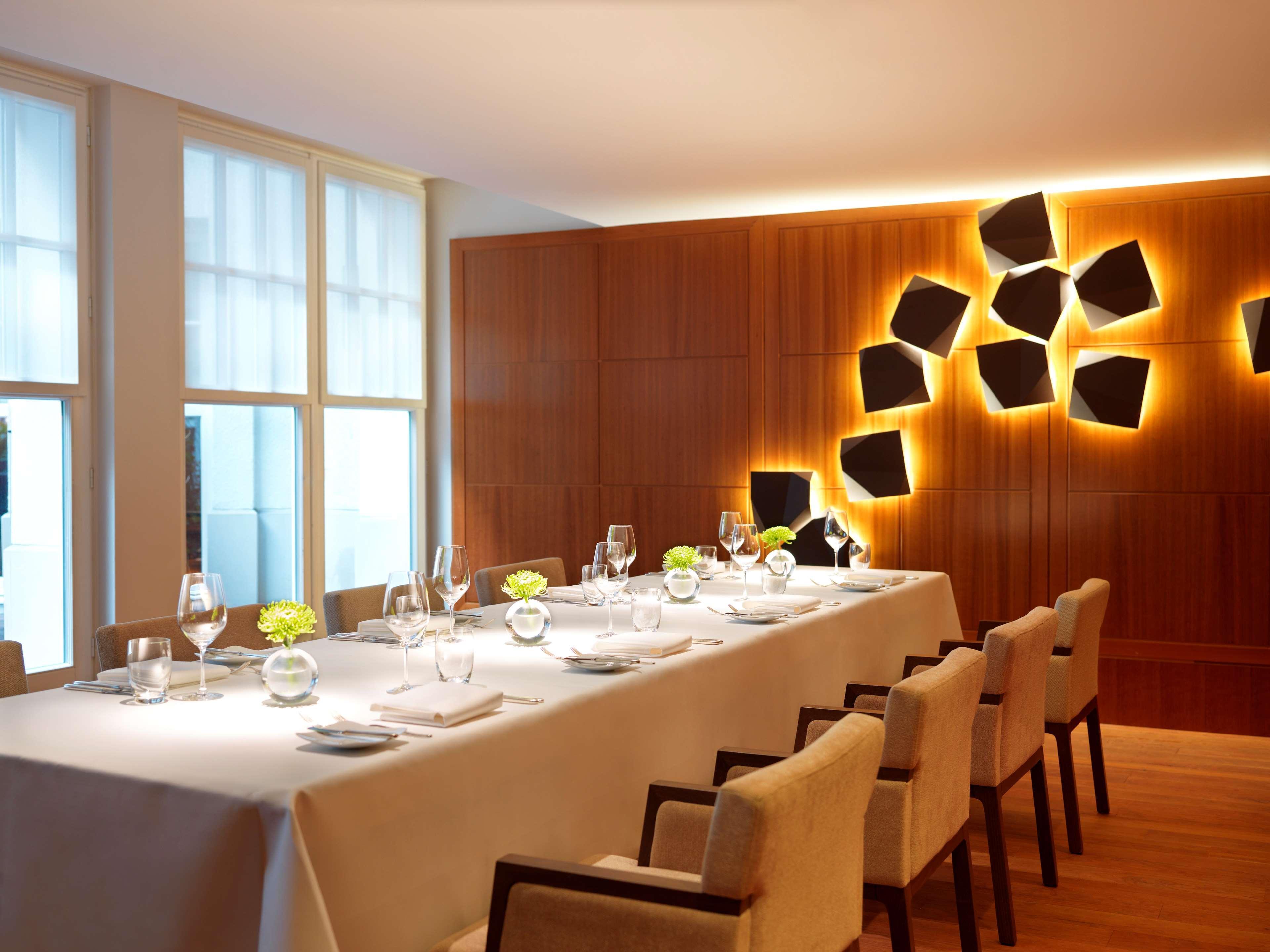 Conrad Hamburg 5*