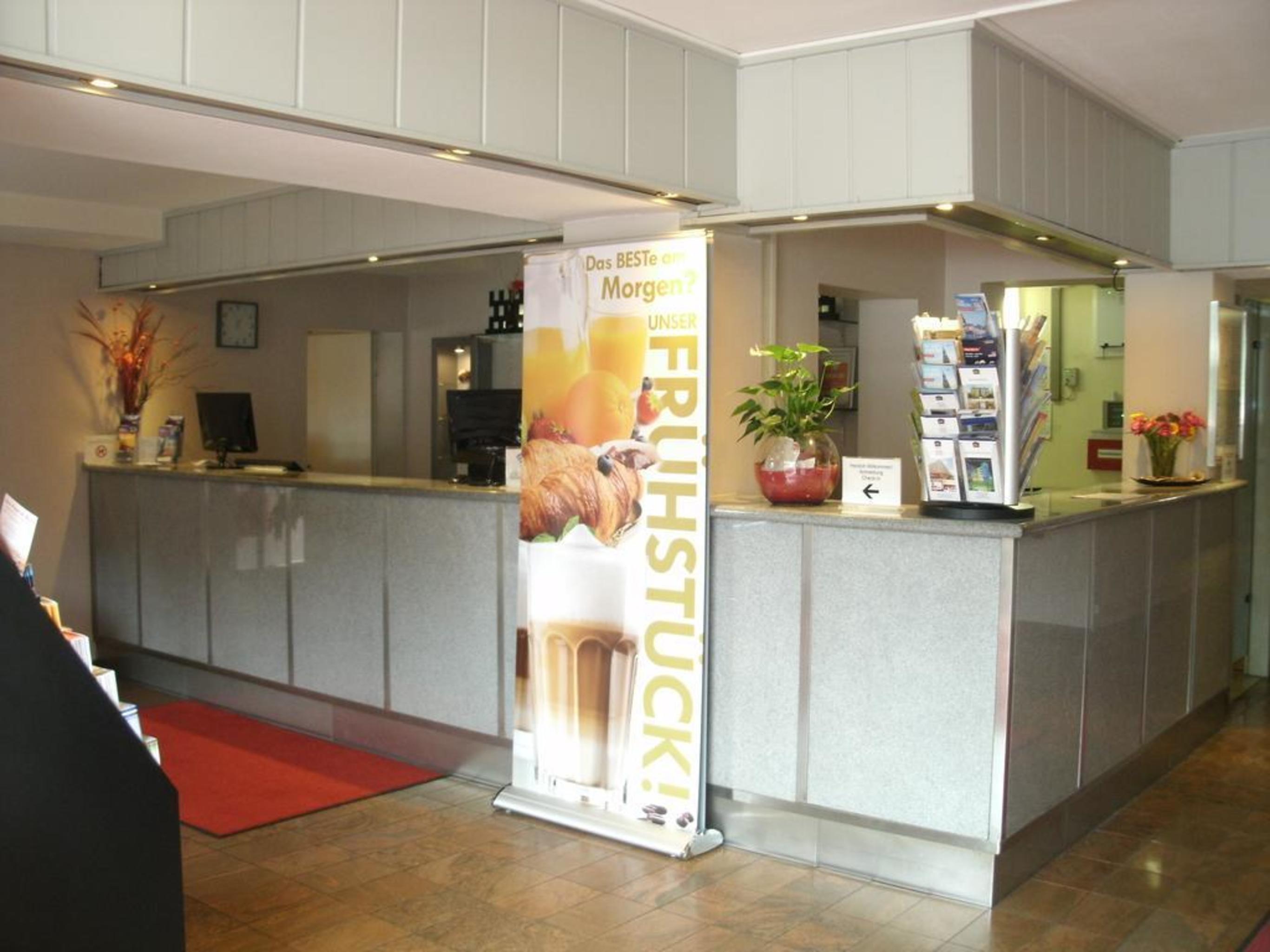 Plaza Moorfleet