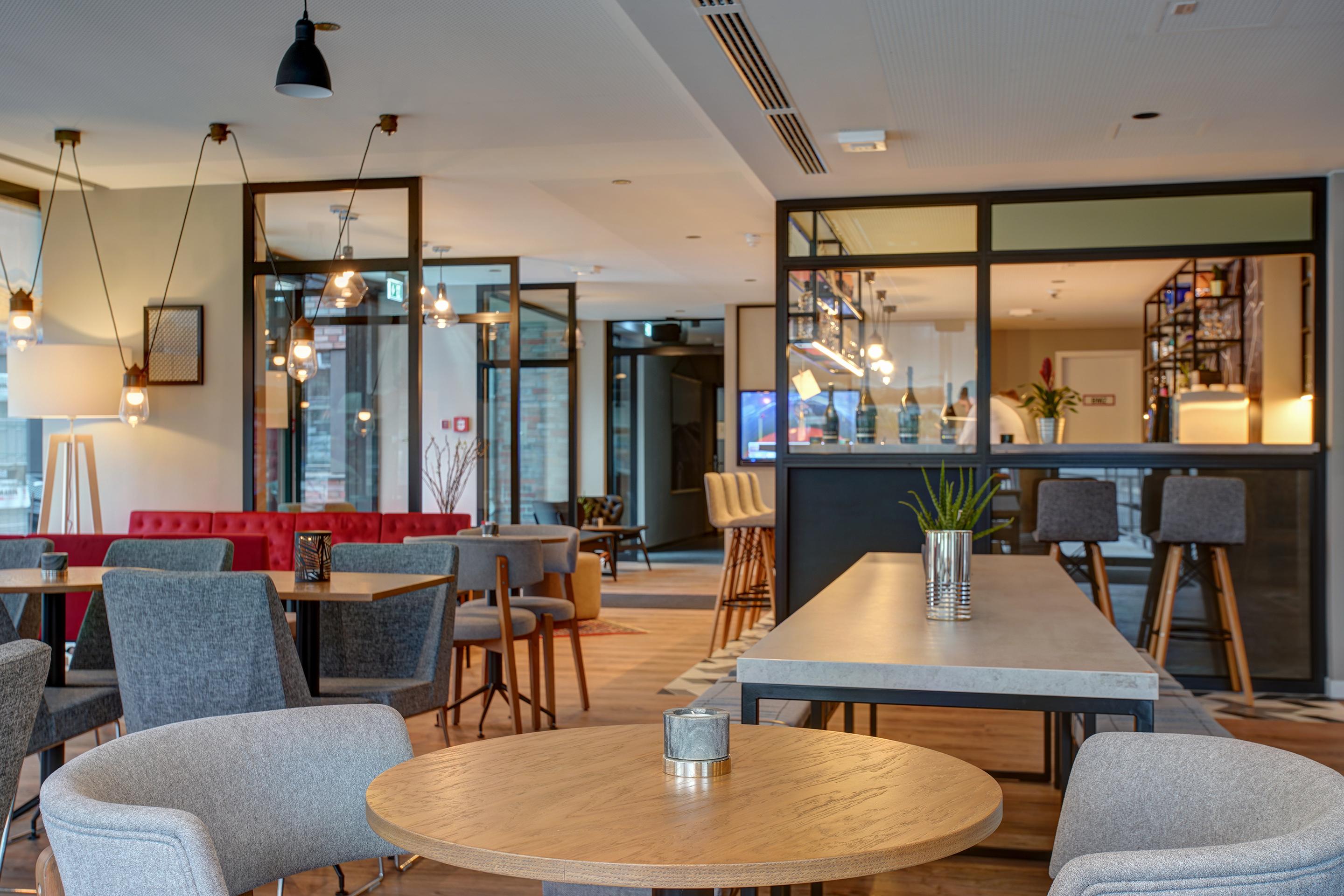 Boutique 125 Airport By Ina