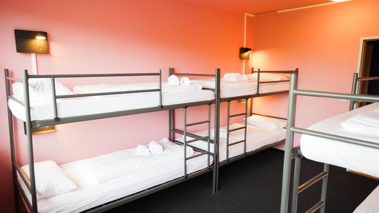 Rcadia Gaming House Bed & Breakfast