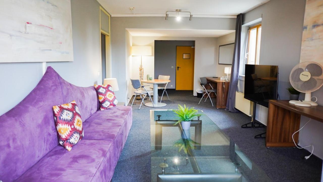 Rcadia Gaming House 2*