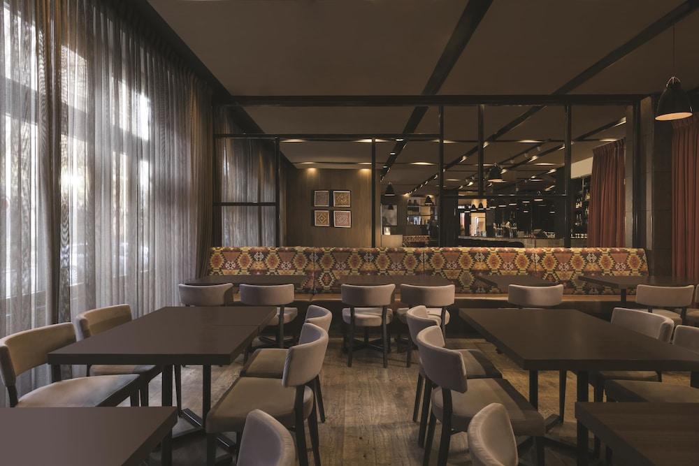 Aparthotel Adina Michel