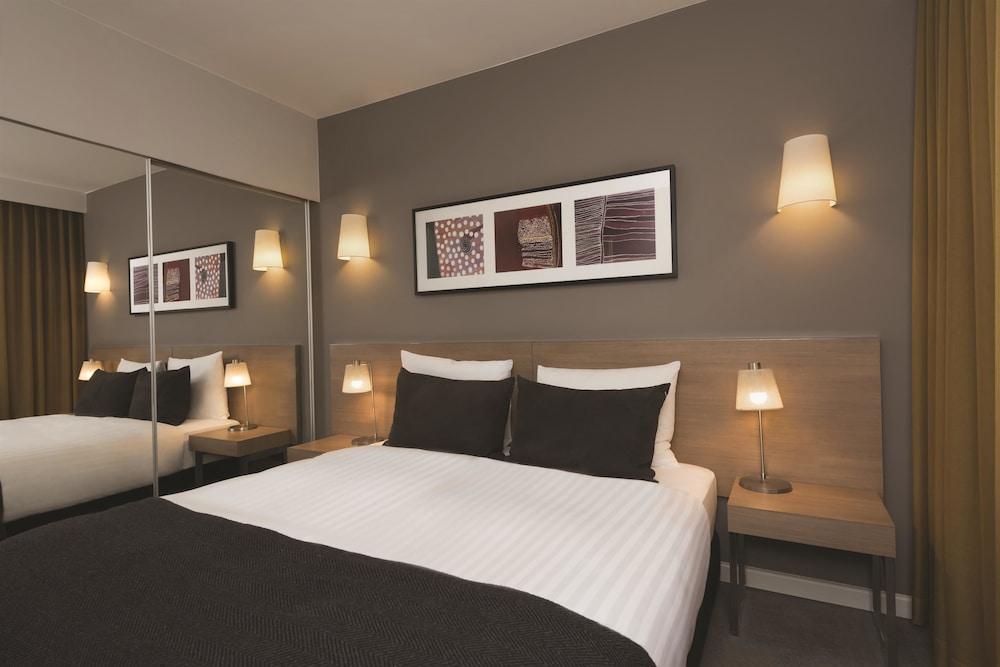 Adina Michel Aparthotel 4*
