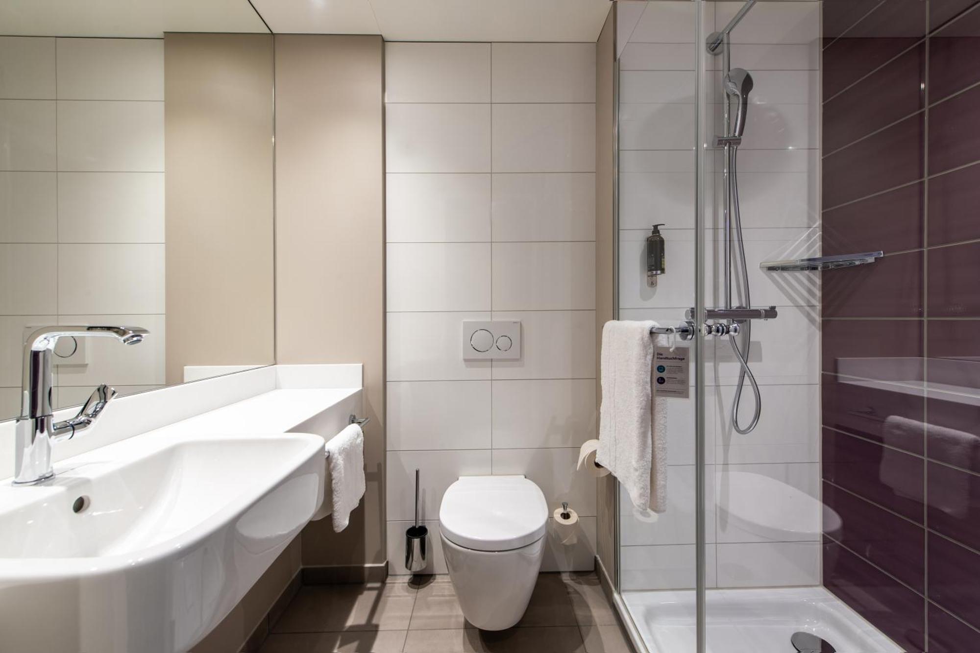 Hotel Premier St. Pauli 3*