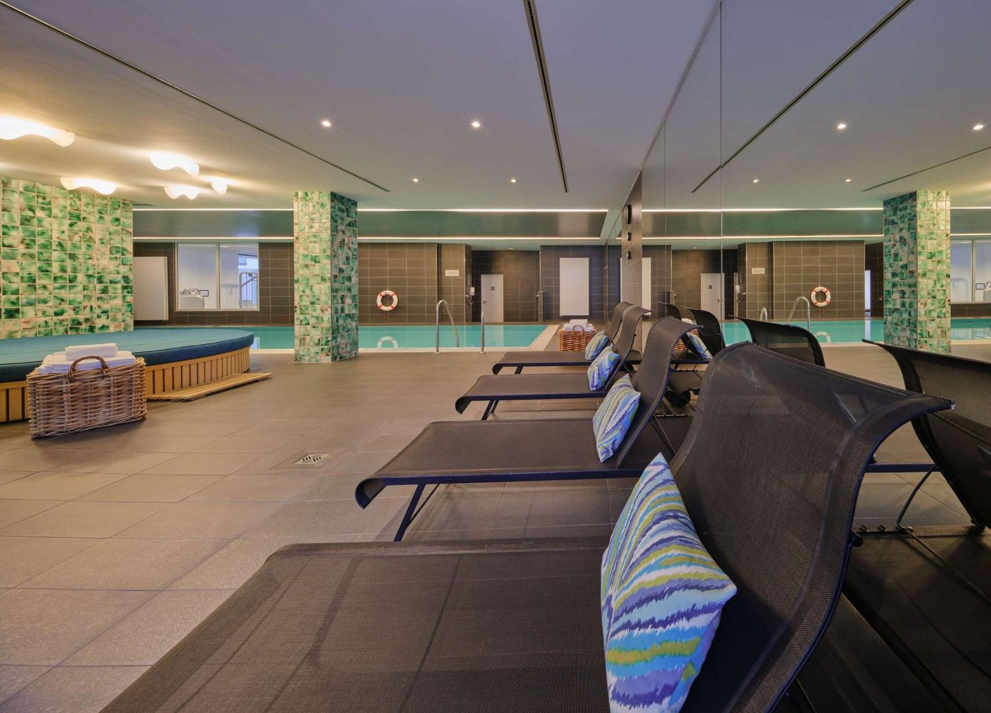 Aparthotel Adina Michel 4*