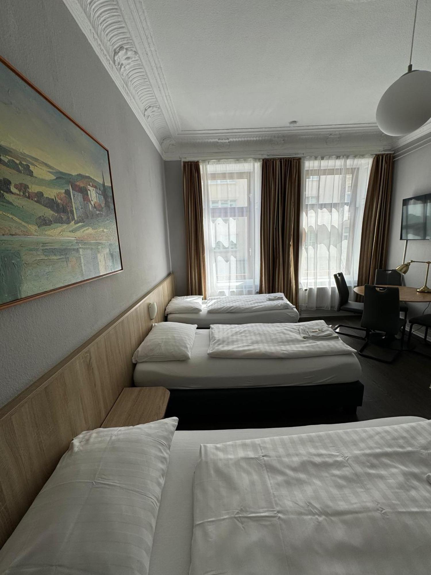 Kieler Hof Am Hauptbahnhof - Station Hotel