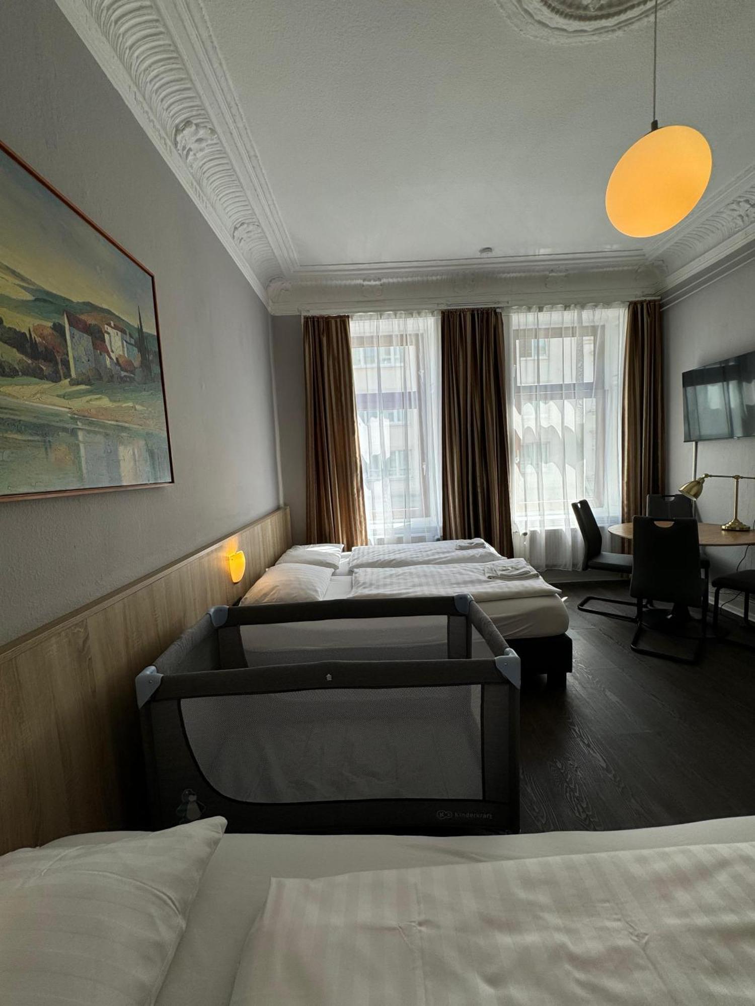 Kieler Hof Am Hauptbahnhof - Station Hotel
