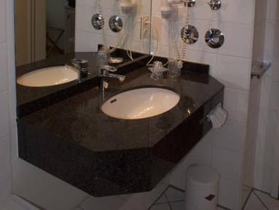 Entree Gross Borstel Garni Hotel 3*