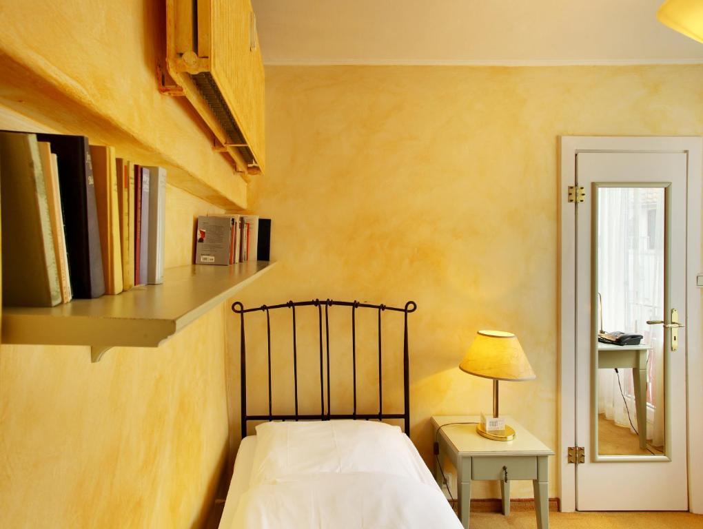 Hotel Bellmoor Im Dammtorpalais 3*