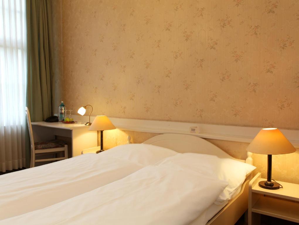 Bellmoor Im Dammtorpalais 3*