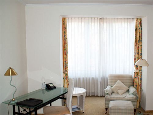 Hotel Entree Gross Borstel Garni