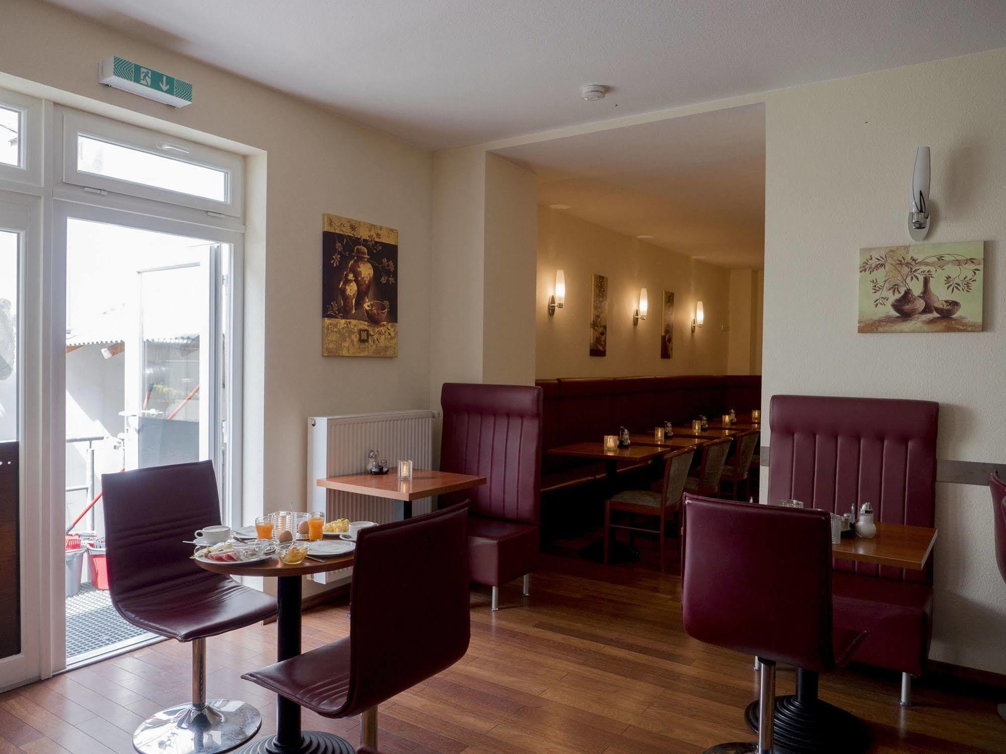 Am Hauptbahnhof Hotel 3*