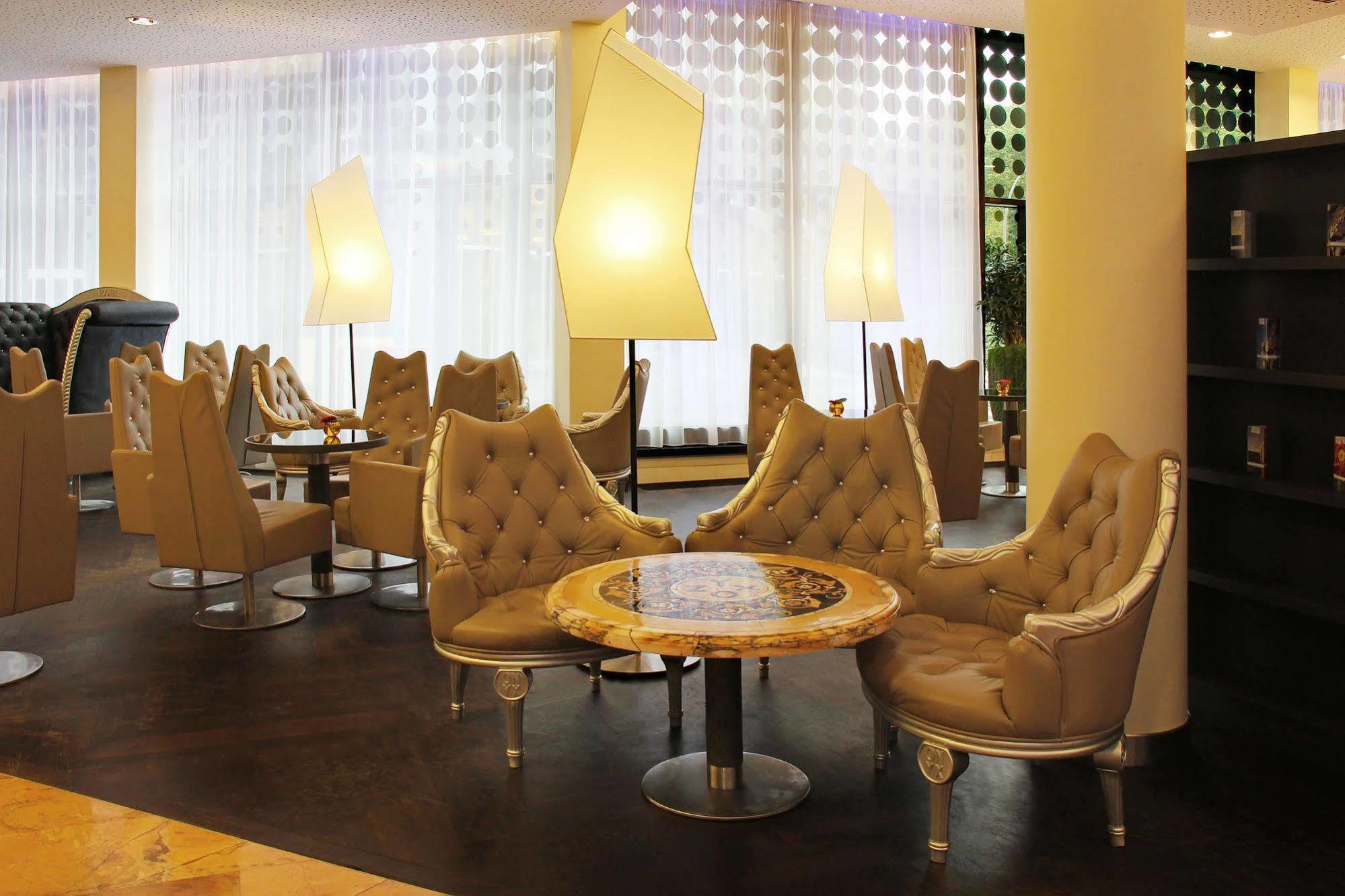 Hotel Arcotel Onyx 4*