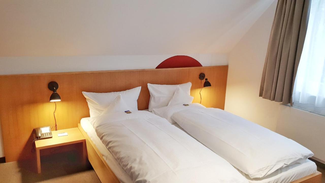 Hotel Baurs Park 3*