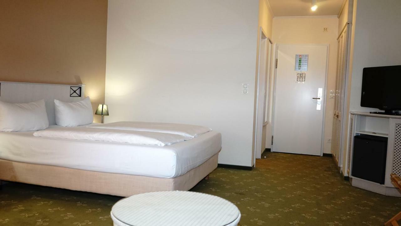 Hotel Entree Gross Borstel Garni