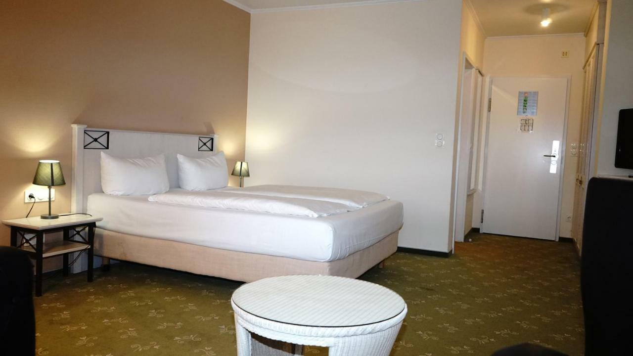 Entree Gross Borstel Garni 3*