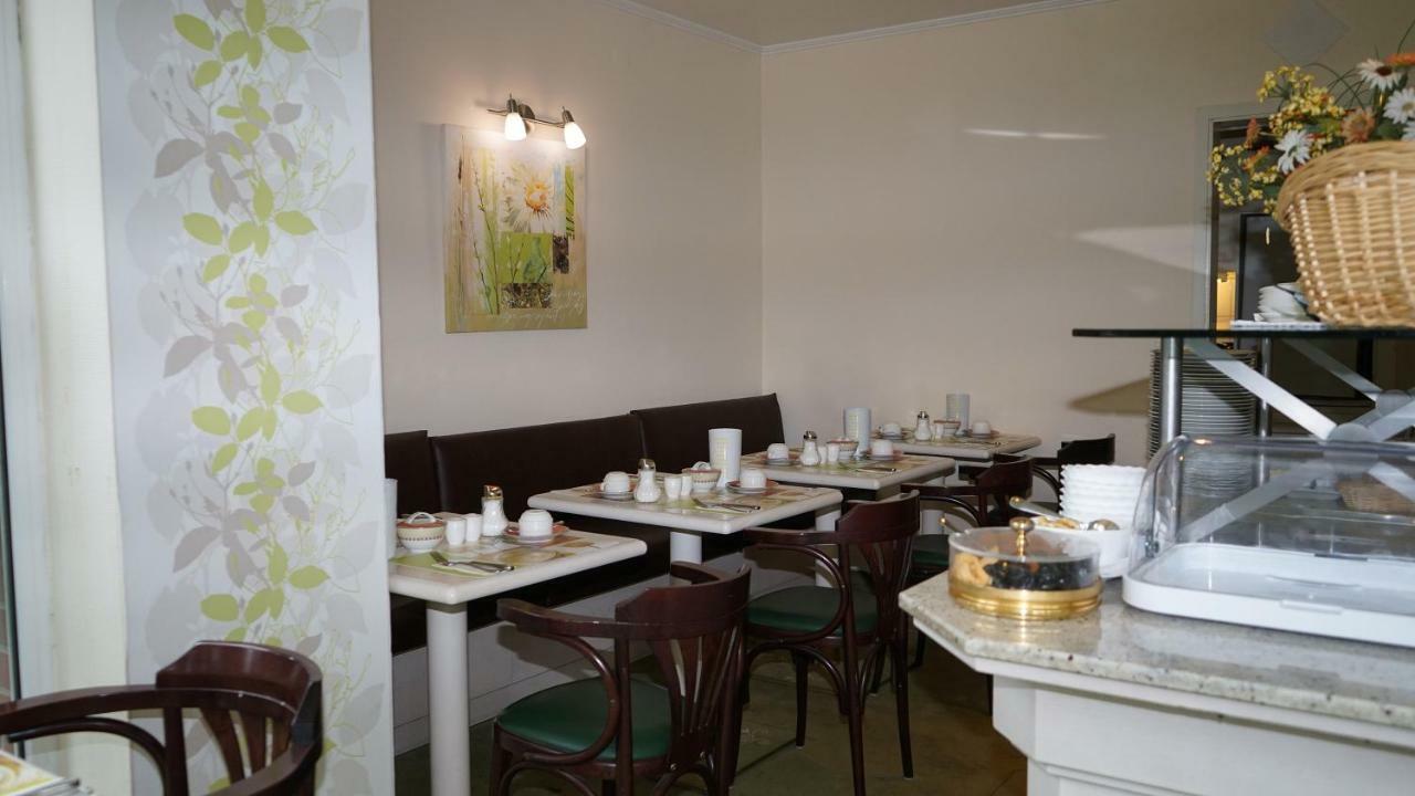 Hotel Entree Gross Borstel Garni Hamburg
