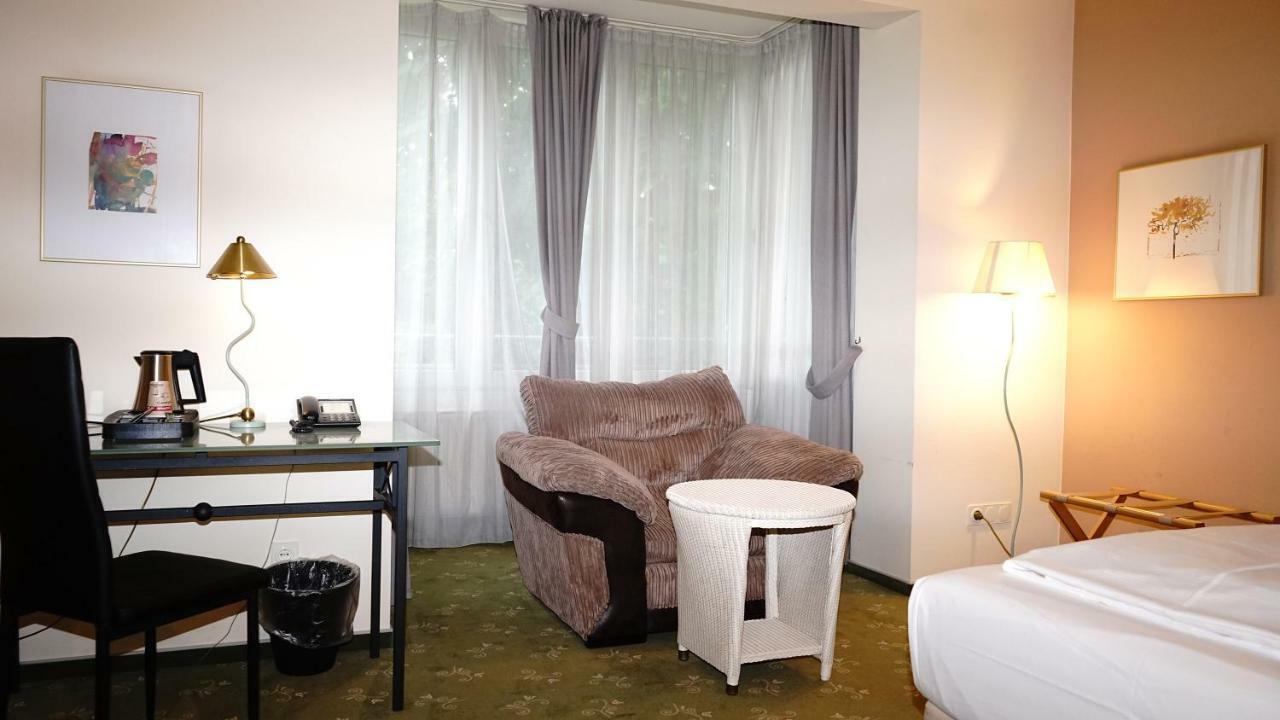 Hotel Entree Gross Borstel Garni 3*