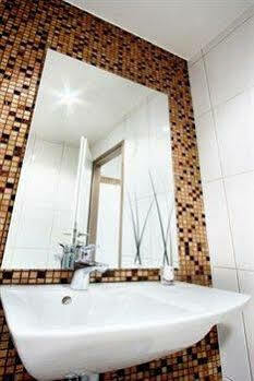 Savoy 3*